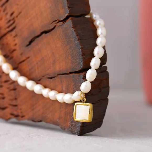 18K gold plated genuine rice pearl necklace - Picture 2 of 8